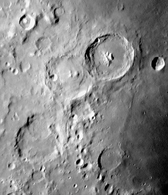 Gros plan sur la Lune 22-9-05